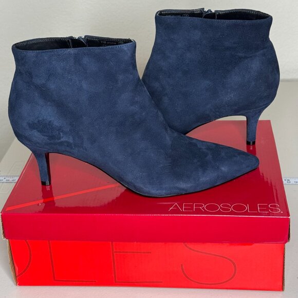 NIB Aerosoles Epigram Navy Blue Suede Ankle Boot Woman's sz11 Kitten Heel - Picture 4 of 11